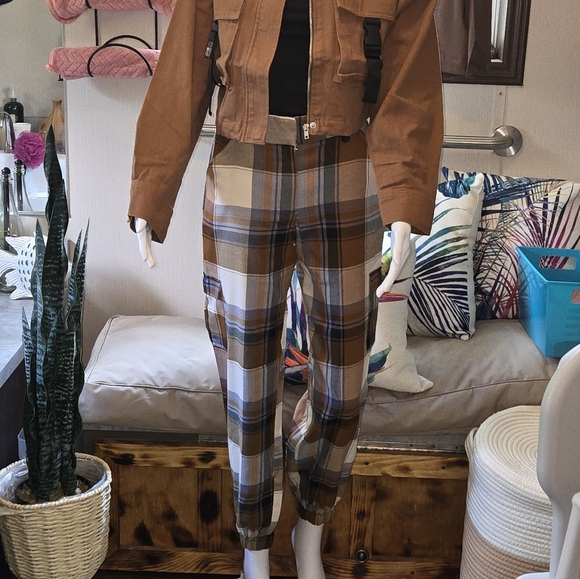 NWT Cargo Jogger Pants - Picture 7 of 7